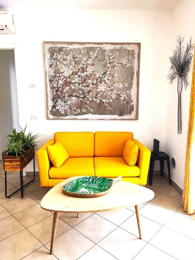 פראטו Il Melograno Apartment מראה חיצוני תמונה