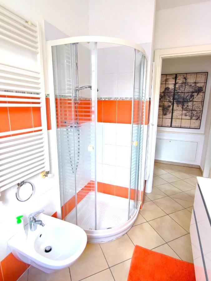 פראטו Il Melograno Apartment מראה חיצוני תמונה
